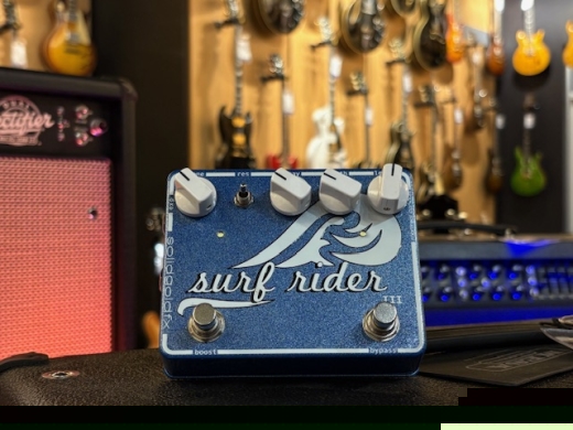 Solid Gold FX Surf Rider III